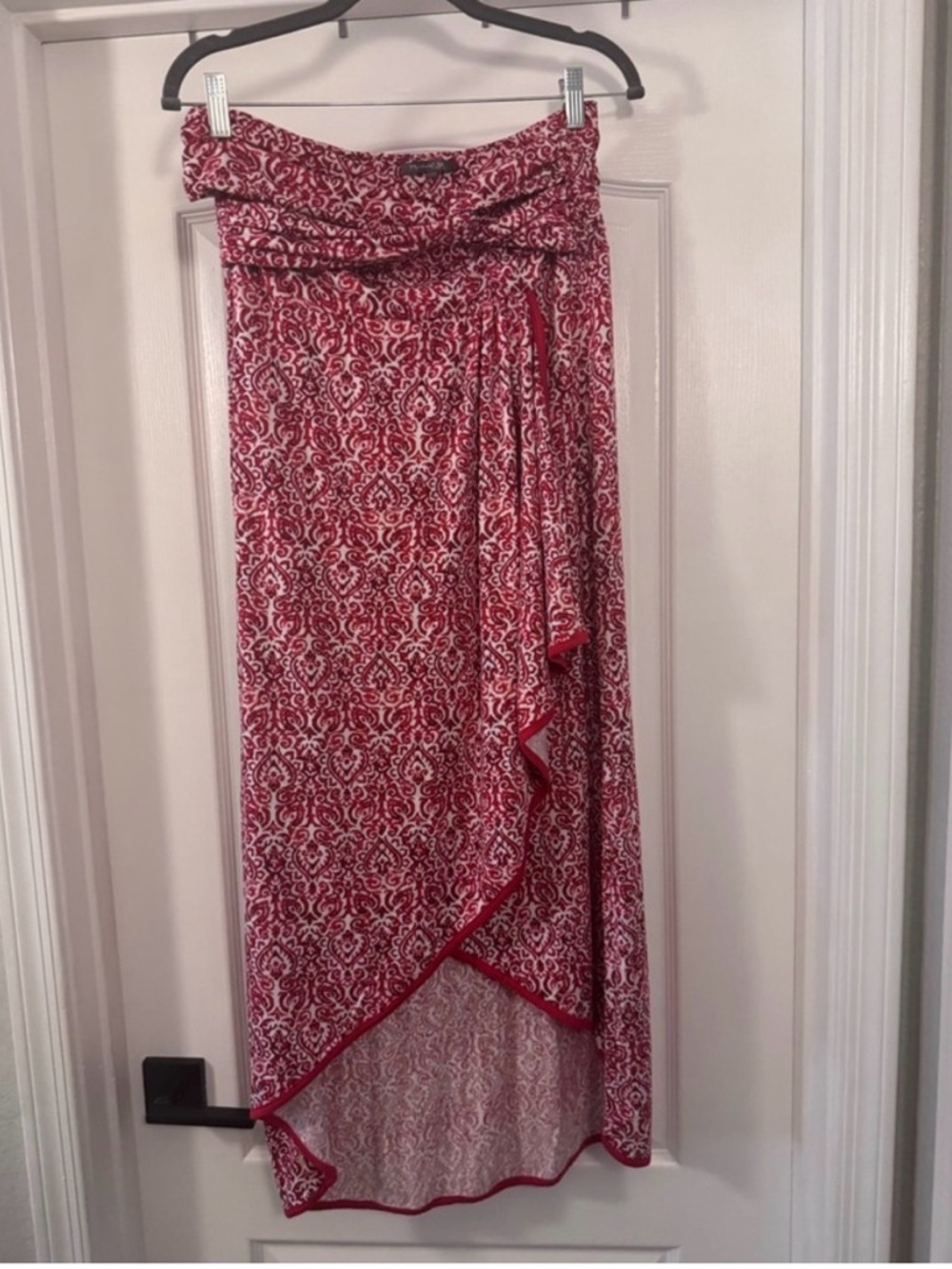Michael Stars Red and White Printed Maxi Skirt - Picture 2 of 8